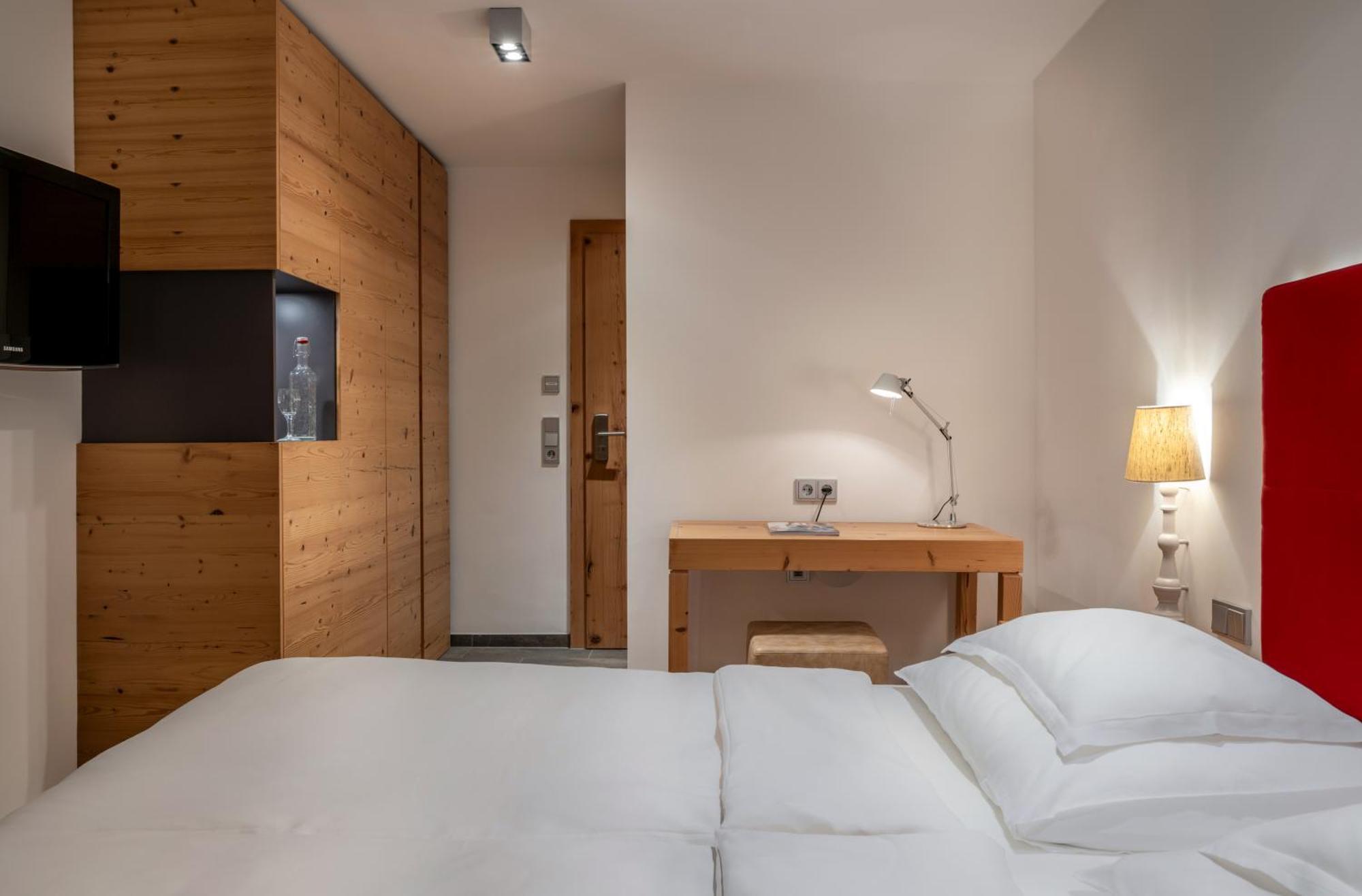Hotel Der Baer 엘마우 외부 사진